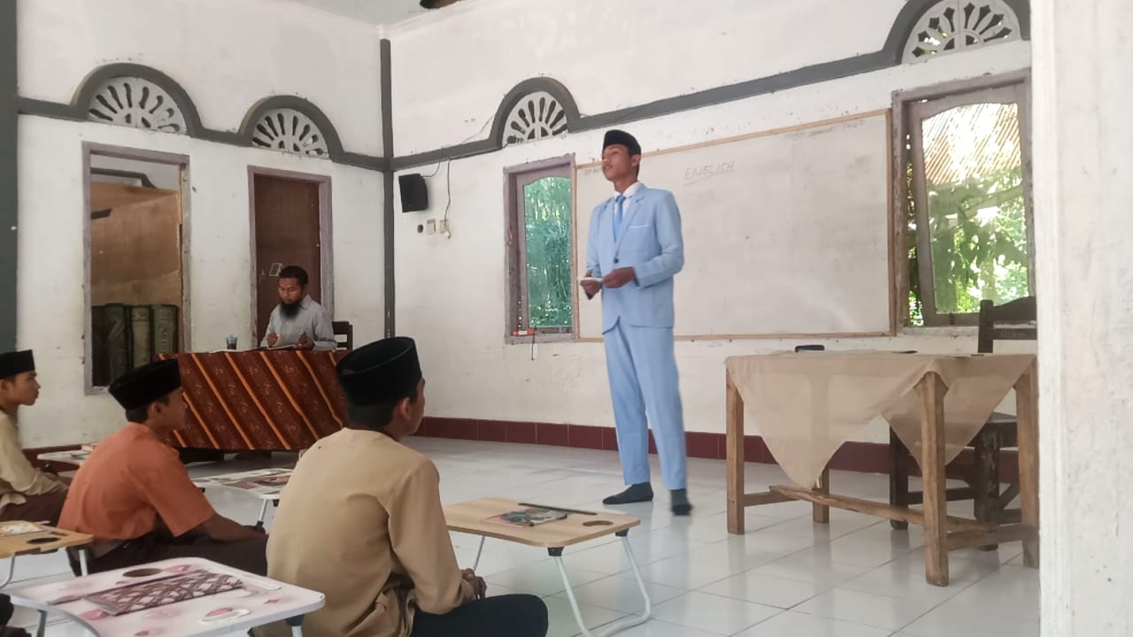 Membentuk Pengajar Unggulan Program Keguruan di Pondok Pesantren Imam At-Thabari Lombok
